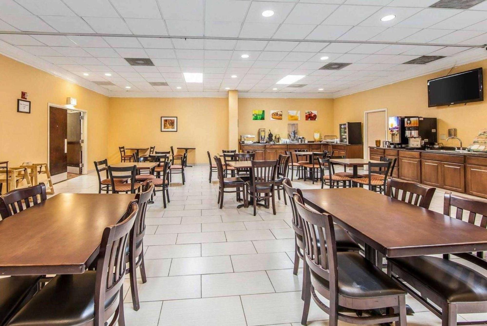Quality Inn Marietta Ohio Esterno foto